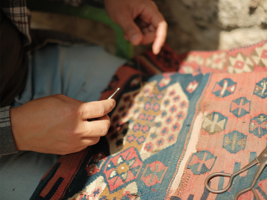 How handmade vintage rugs embrace eco-friendly practices