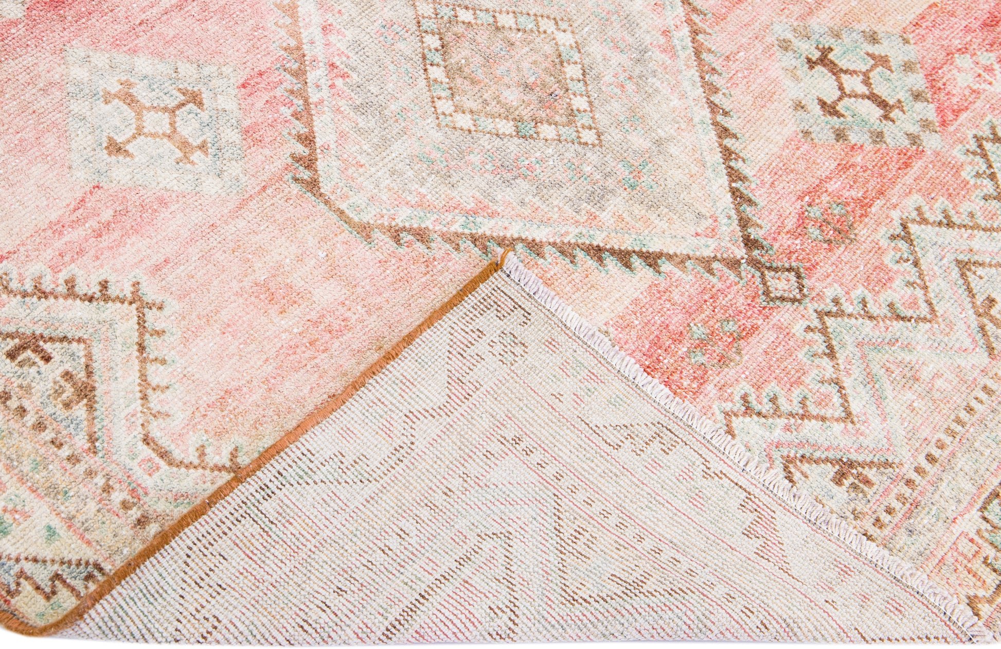 Gorgeous Faded Red Mahal Wool Rug - 5' x 8'3"