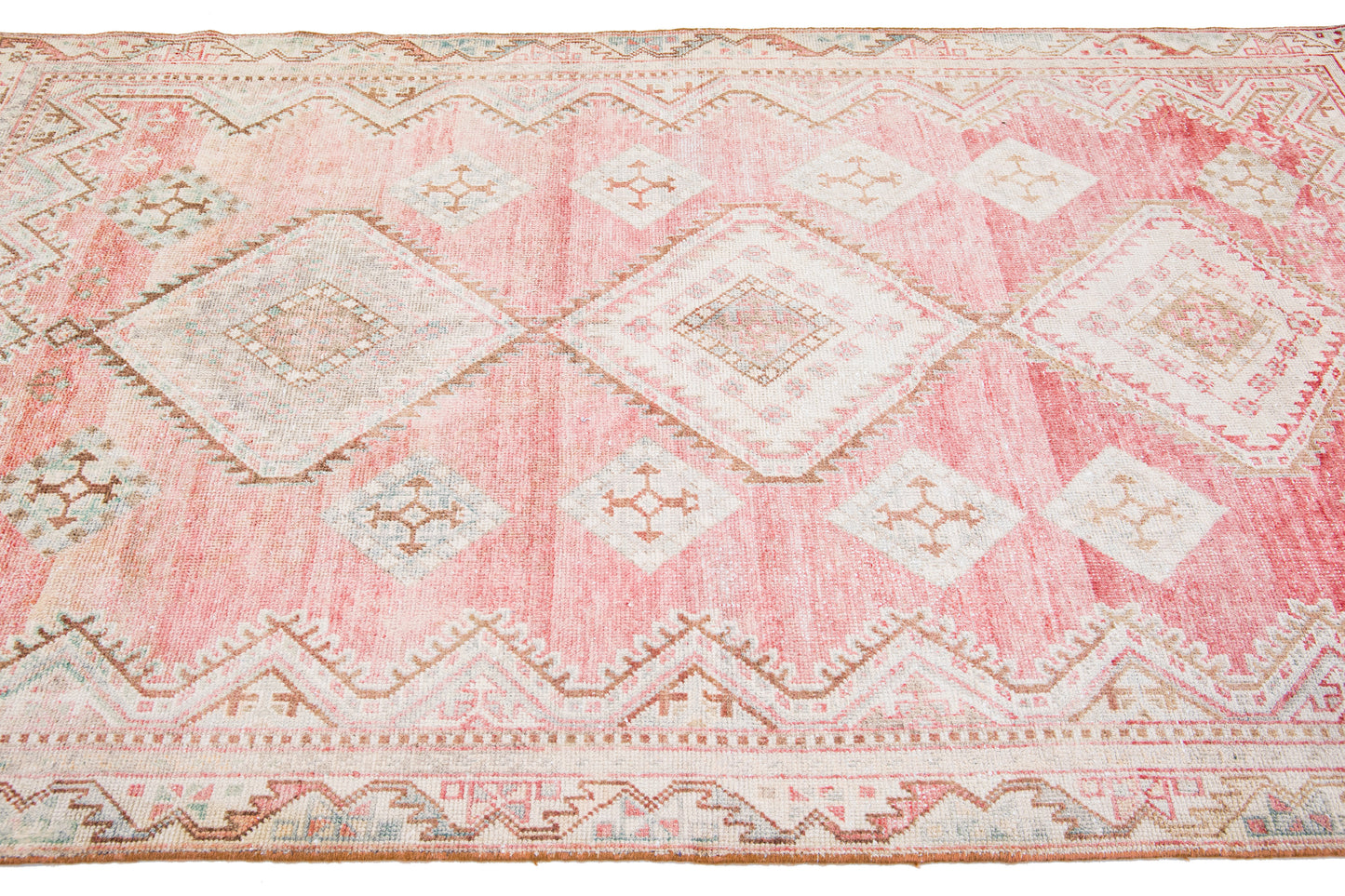 Gorgeous Faded Red Mahal Wool Rug - 5' x 8'3"