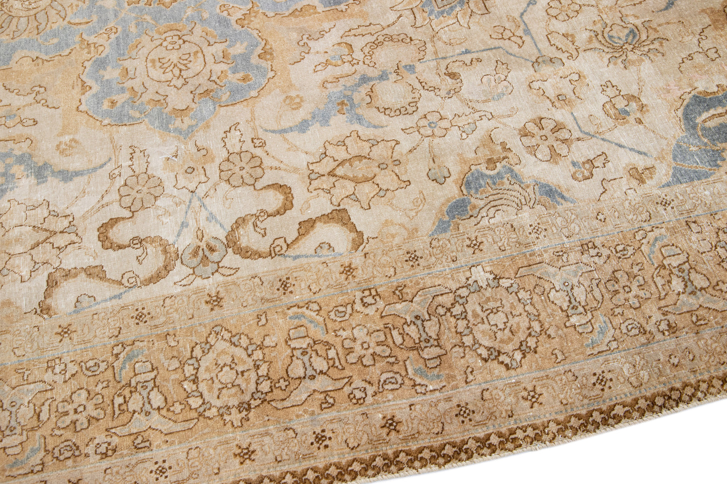 Magnificent Tabriz Wool Rug - 8'2'' x 11'7"